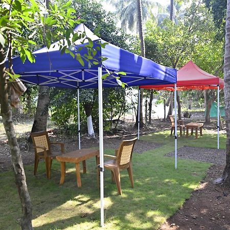 Amee'S Retreat Hotel Diveagar Bagian luar foto