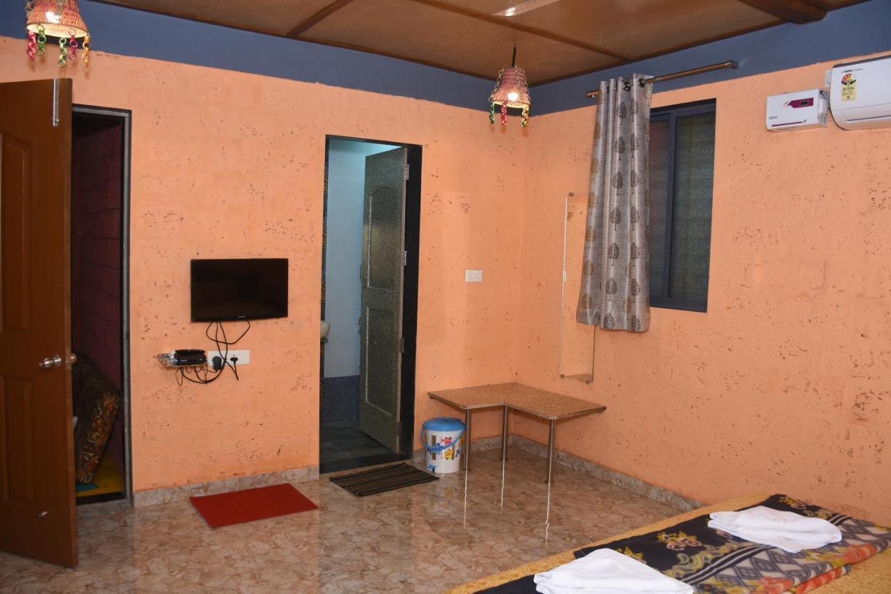 Amee'S Retreat Hotel Diveagar Bagian luar foto