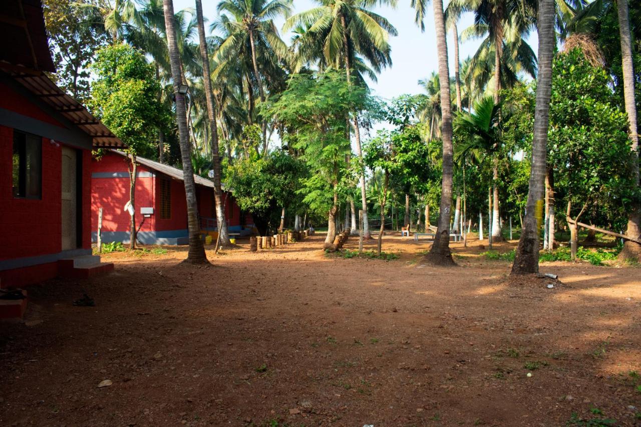 Amee'S Retreat Hotel Diveagar Bagian luar foto