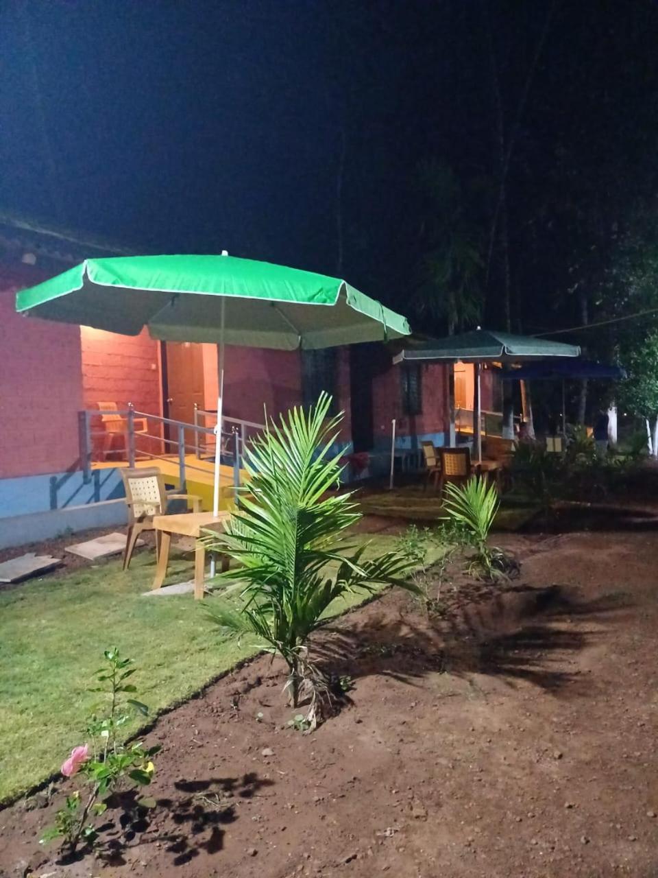 Amee'S Retreat Hotel Diveagar Bagian luar foto